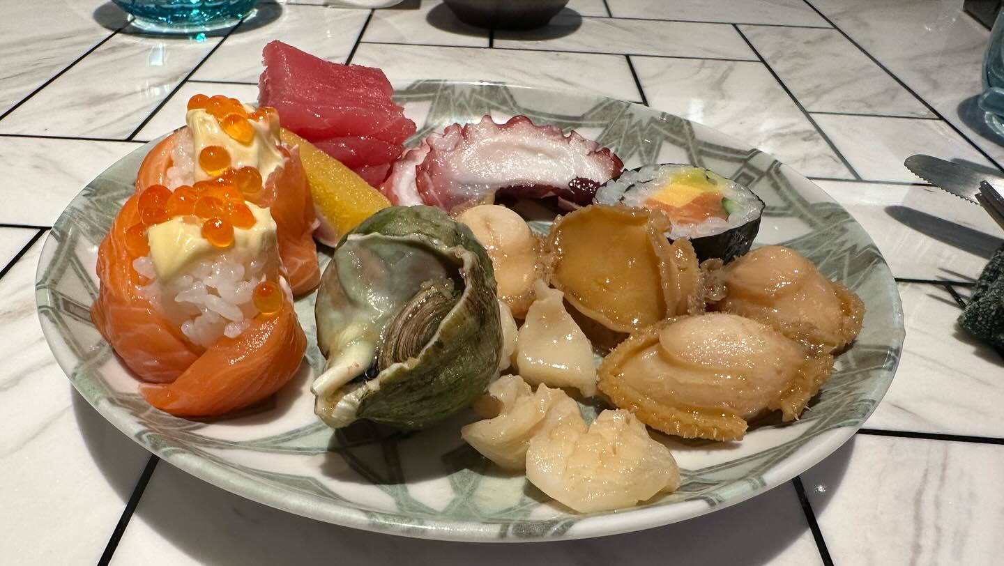 Lots of selection with live #lobsters cook to order. Everything are very fresh.… (10)