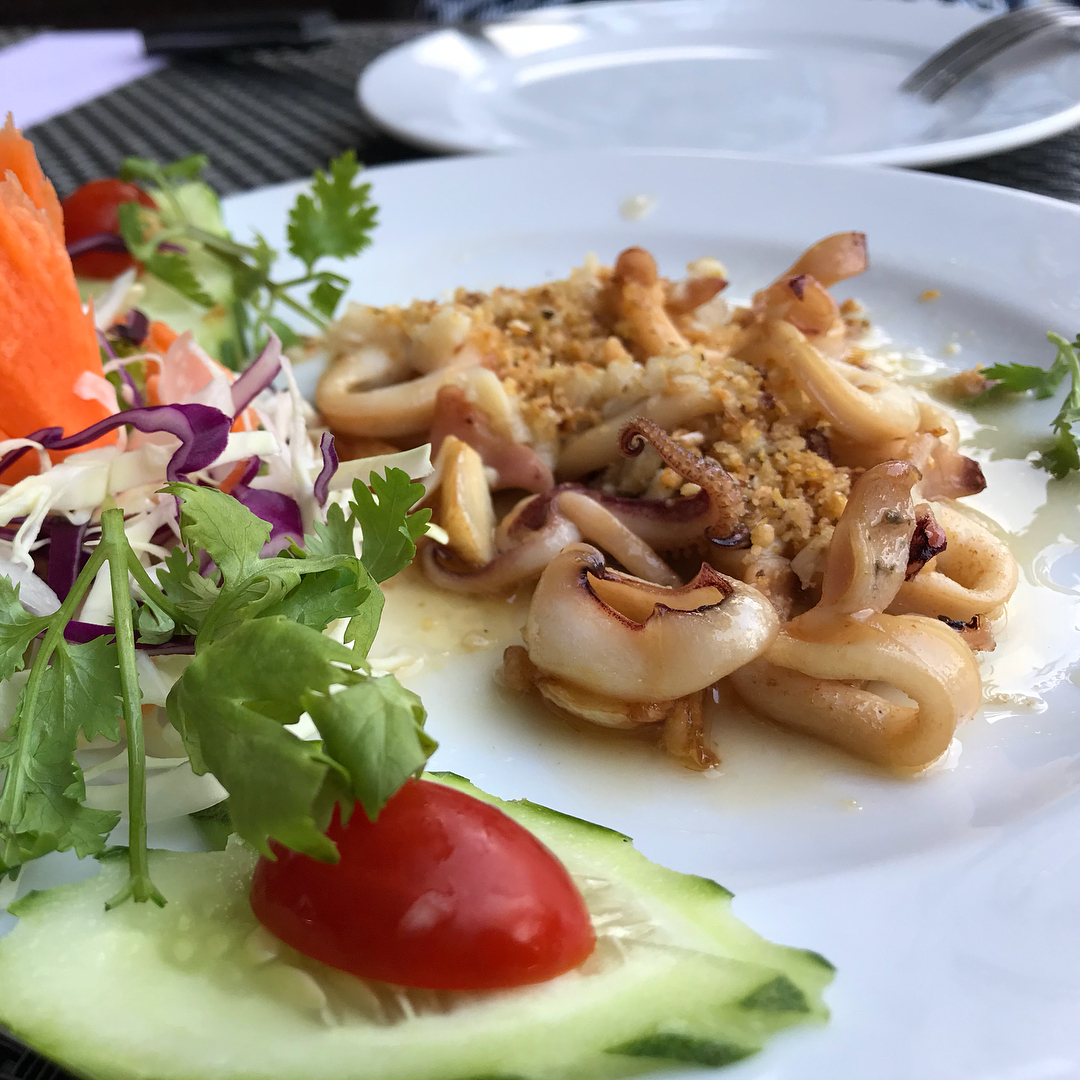 All this for Baht 1390. Not as good as last night though (3)