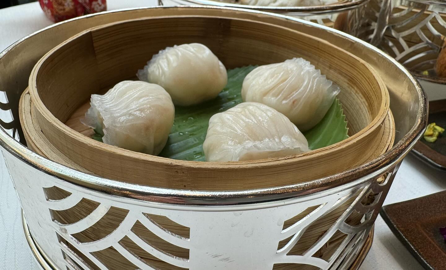 One of the best Chinese dim sum in Macao, especially Monday to Friday with their set (6)