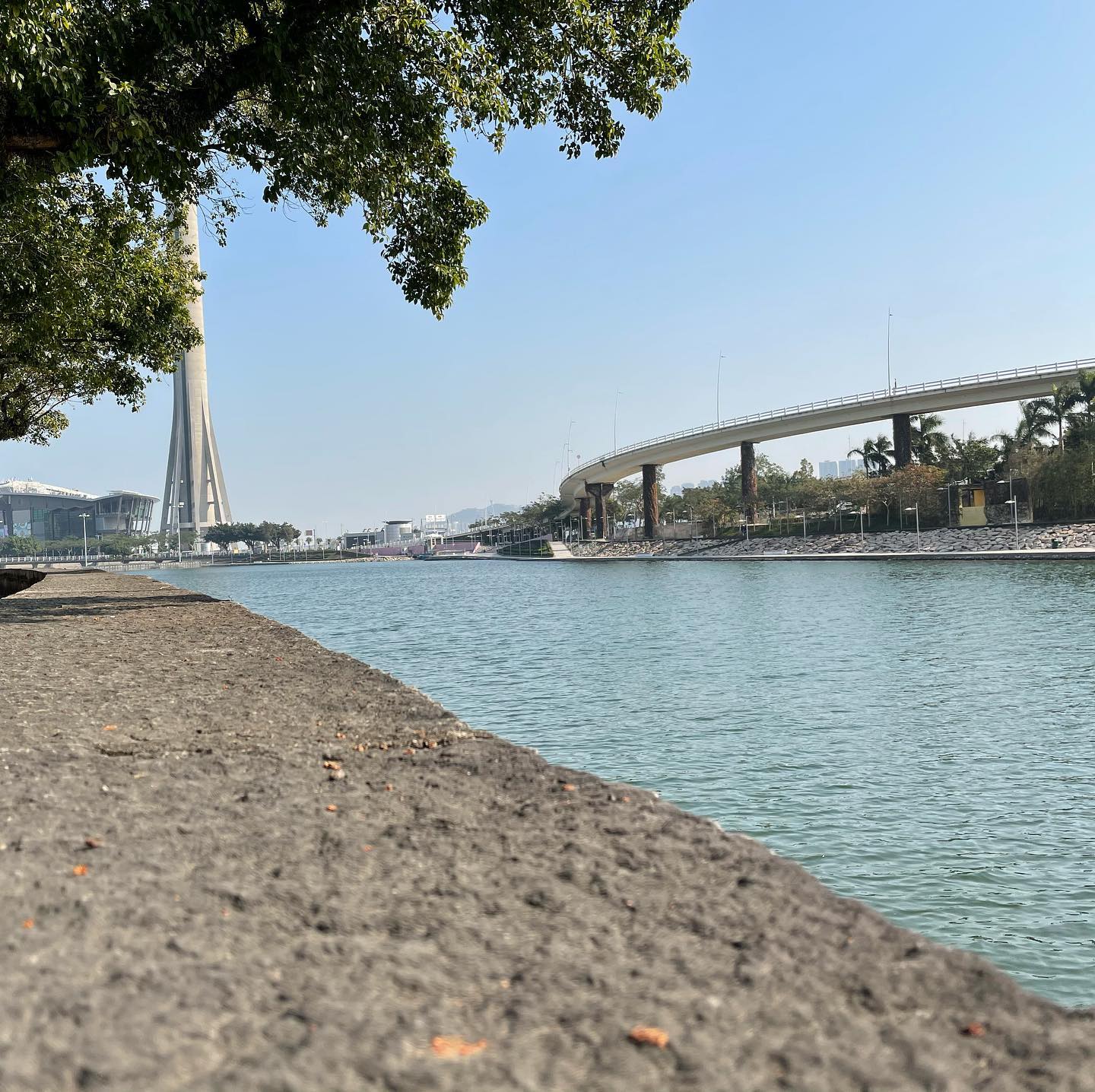 Taking a walk, enjoying a beautiful day and the European vibe of Macau (5)