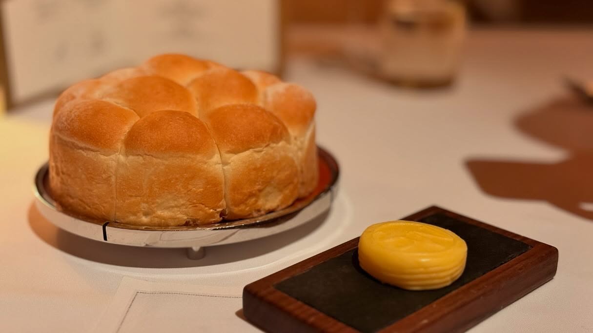 As always consistency is what one can expect from the amazing chefs @heljoamaral and… (5)
