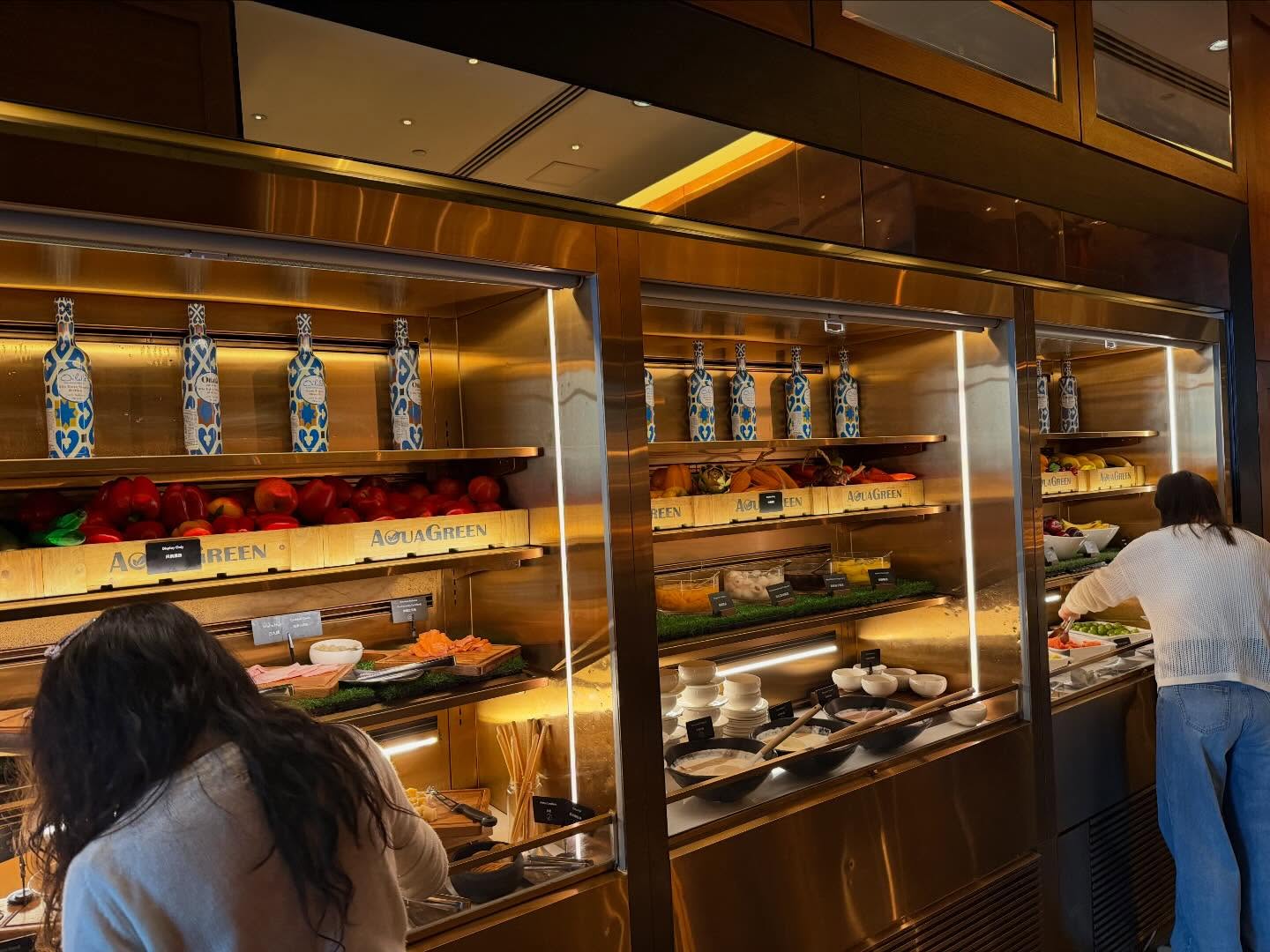 Breakfast buffet @whongkong Must say this is much fancier place than @wmacaustudiocity.… (7)