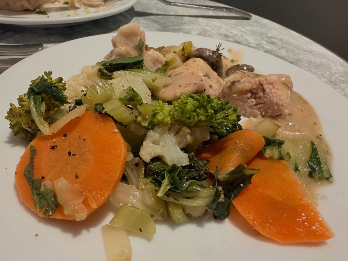 Surprised by the quality of food at this place. May be because my expectations were so… (3)