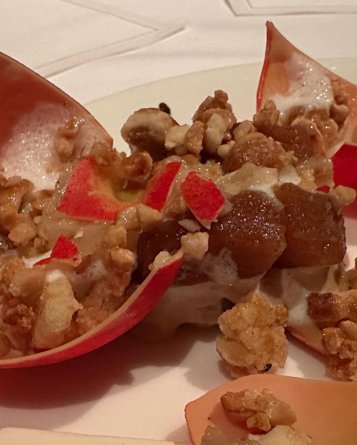 A really cool Apple #dessert by chef @heljoamaral #macao #wynnpalacemacau (2)
