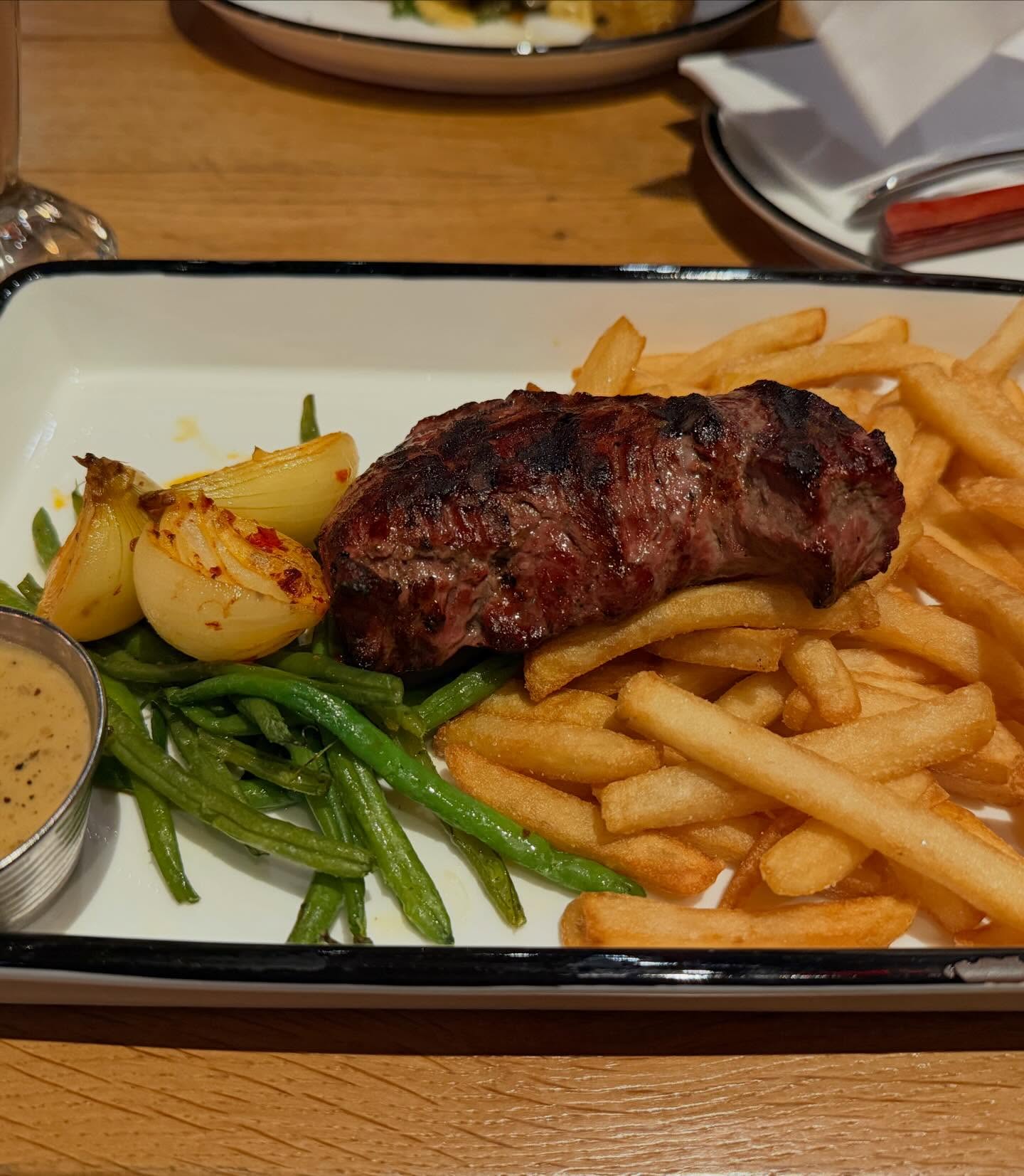 Hot meal with good service and sides (3)