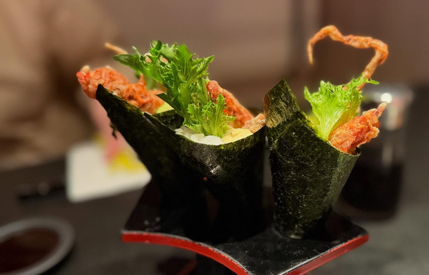 For quick #sushi this is not bad. Especially when one has a membership. Although, I will… (2)