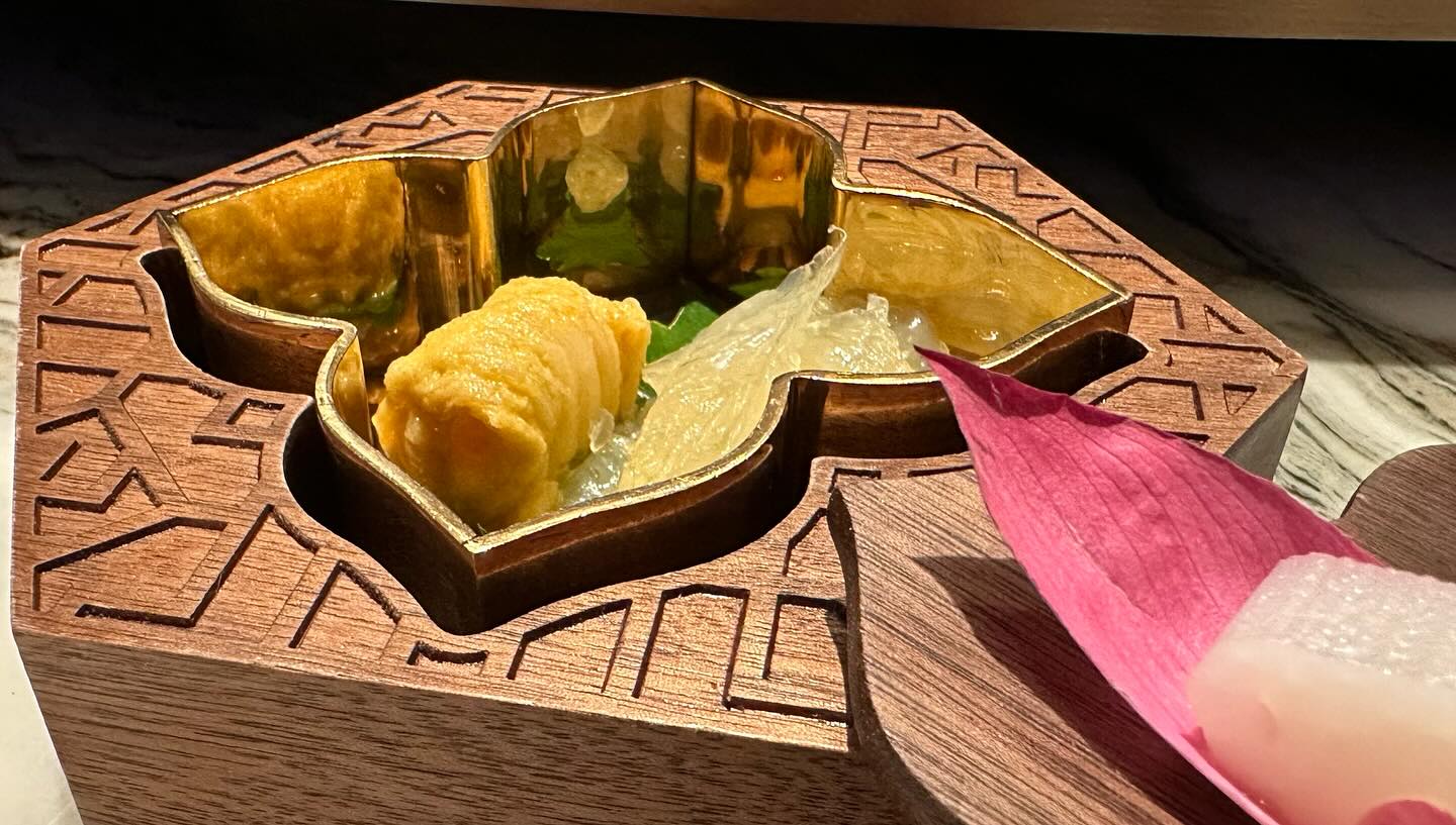 Very special meal at the #michelinstar Huaiyang Garden by chef Zhou Xiaoyan… (2)