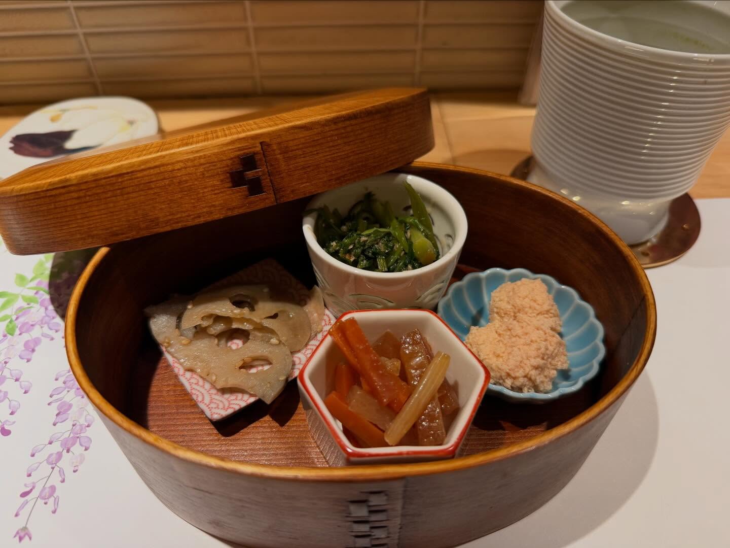 Sushi in Tokyo (3)